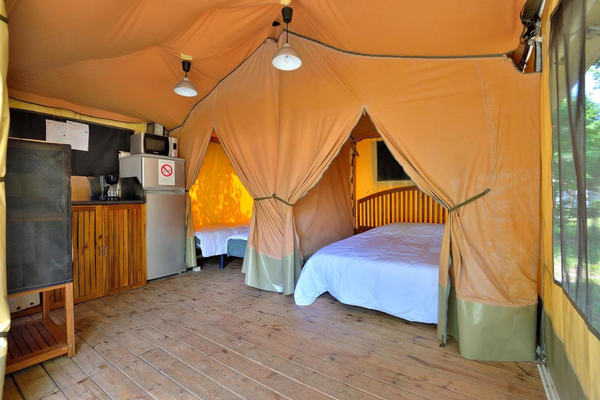 Camping Etang De La Vallee Combreux Pokoj fotografie